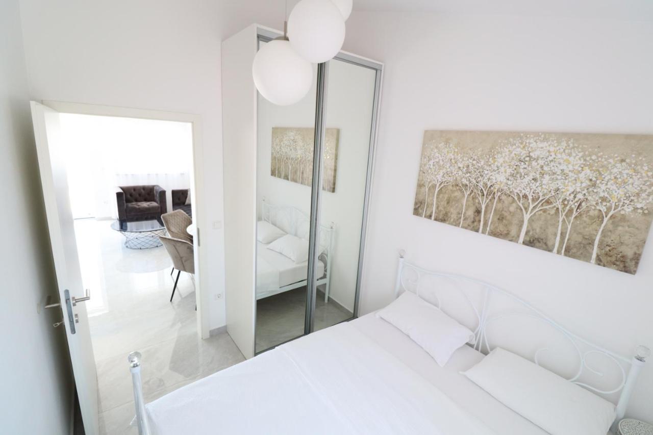 Vrsi Apartments Eksteriør billede