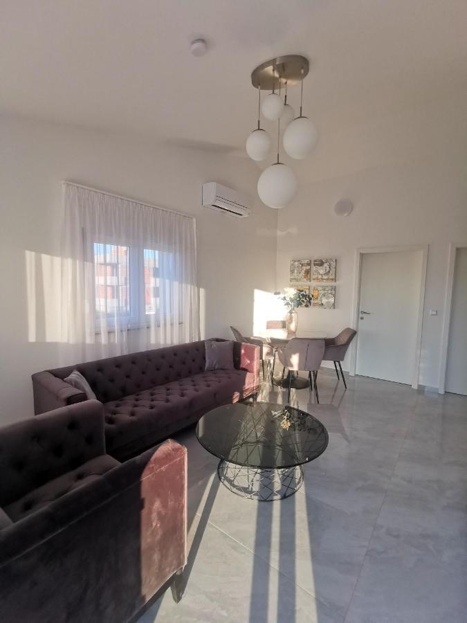 Vrsi Apartments Eksteriør billede